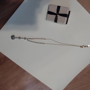 Women's necklace
